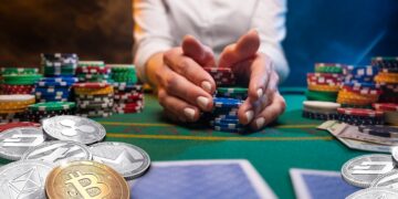 Cryptocurrency adoption in the baccarat world: challenges and opportunities